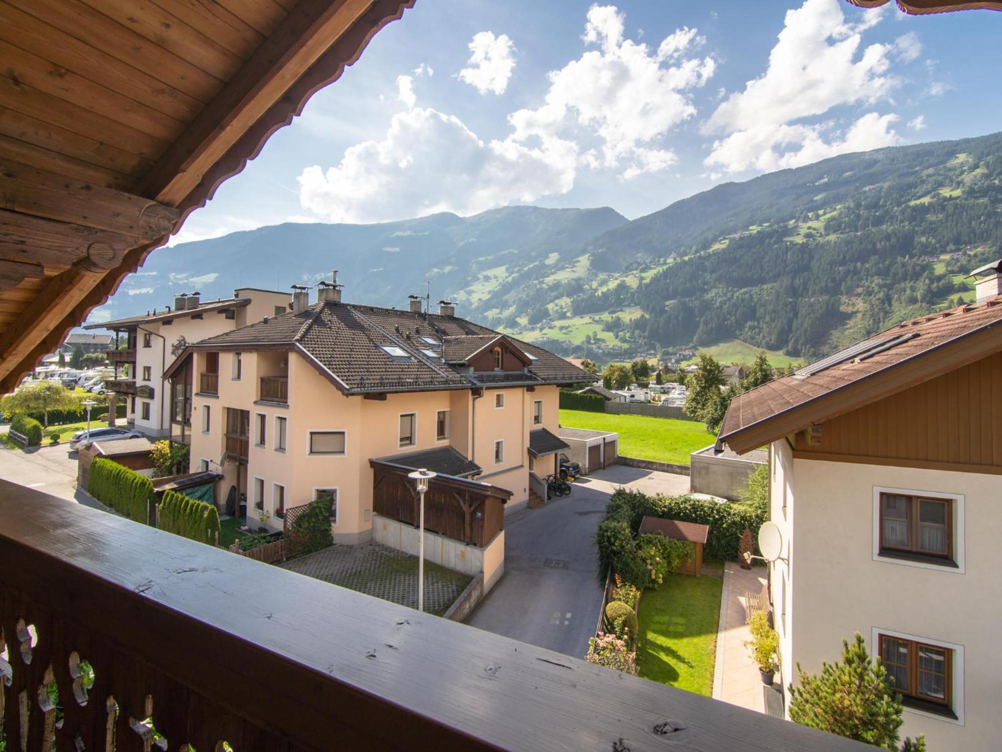 Апартаменты Haus Stock Цель-ам-Циллер Экстерьер фото